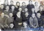 Школьники в Большеарской средней школе.jpg